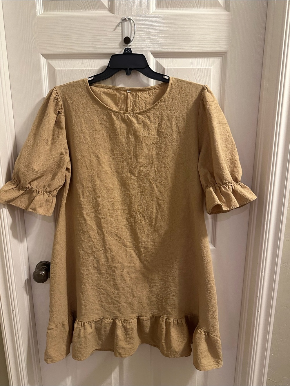 Ruffle Hem Short Sleeve Tunic Dress in khaki NWOT